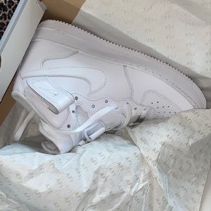 White air forces / high top